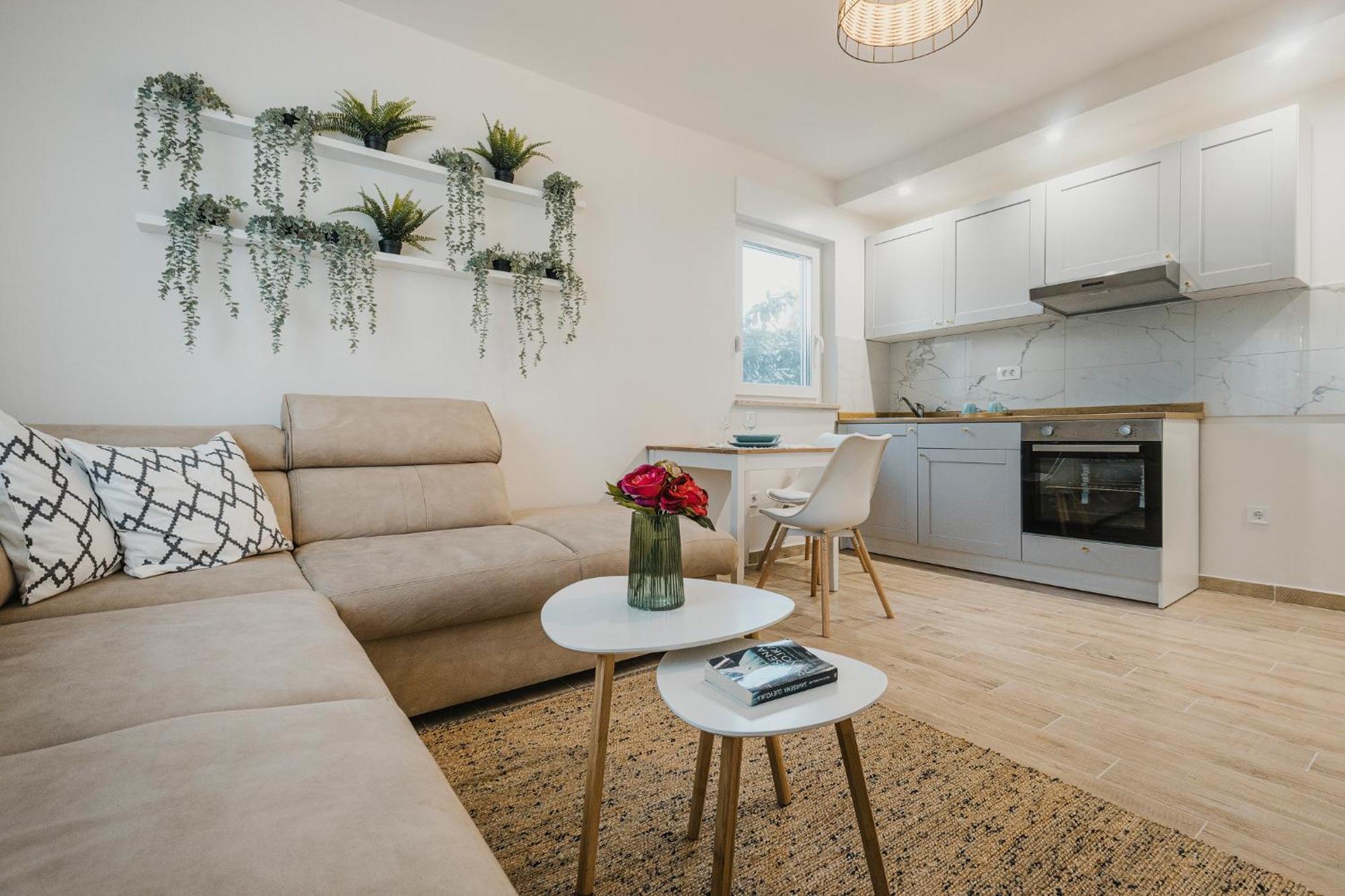 3Level Apartments Kroatien Umag Bagian luar foto